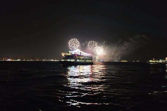 Bosphorus Cruise - Open-buffet dinner on the Bosphorus: what’s actually on the table