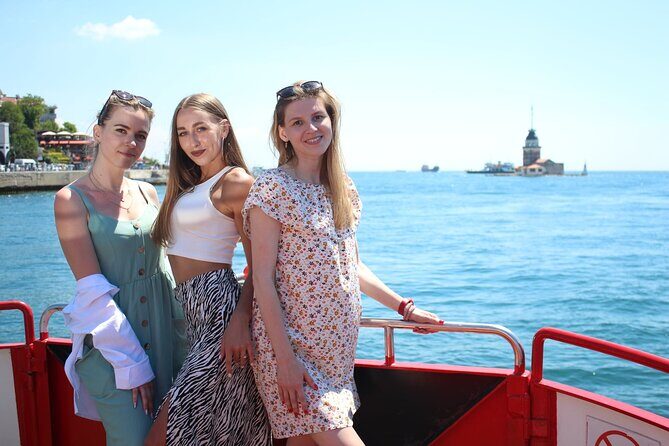 Bosphorus Cruise Boat Tour İstanbul And Golden Horn With Guide - Key Things I’d Pay Attention To