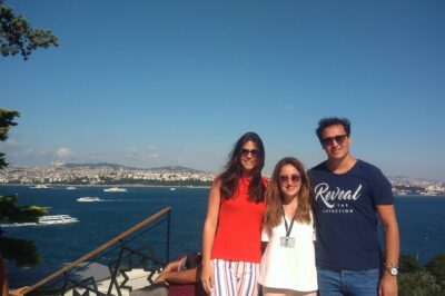 Bosphorus Cruise with Dolmabahce Palace and Istiklal Street Tour - Price and logistics: what you’re really paying for