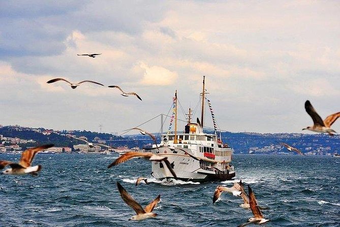 Bosphorus Cruise with Dolmabahce Palace and Istiklal Street Tour - Eminönü Square: a quick reality check of central Istanbul