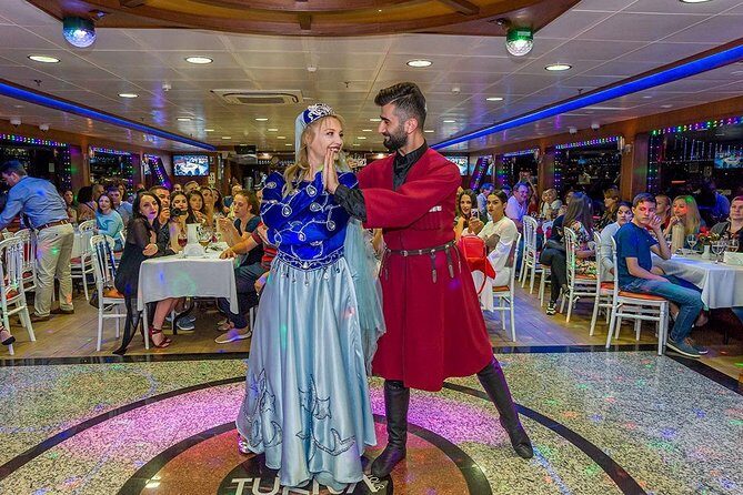 Bosphorus Dinner Cruise & Turkish Night Show (All Inclusive) - Maiden’s Tower by the Water: When a Short Stop Becomes a Full Moment