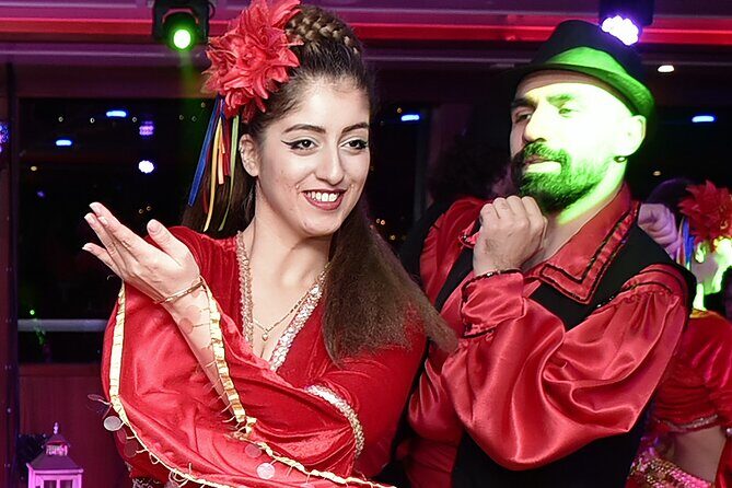 Bosphorus Dinner Cruise with Turkish Night Show Alcoholic Package - What’s actually included in your 3-course dinner