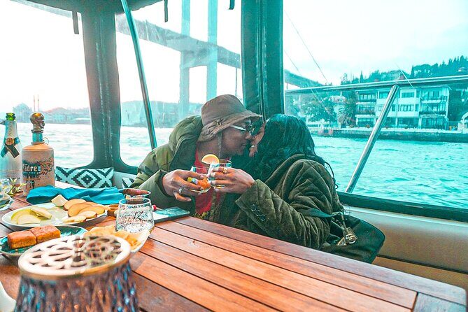 Bosphorus Dinner / Lunch Cruise - Private and Customizable - Should you book this Bosphorus dinner or lunch cruise?
