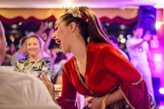 Bosphorus Dinner & Show Cruise (All Inclusive) - Route Highlights: Kız Kulesi, Dolmabahçe, Ortaköy and Beylerbeyi