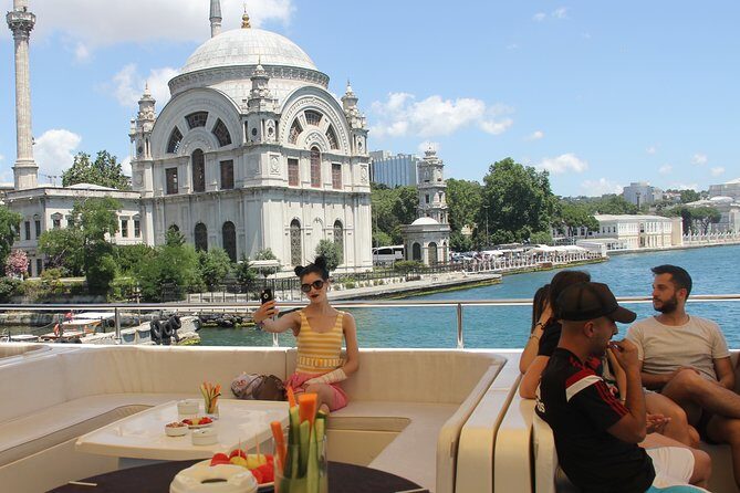 Bosphorus Luxury Lunch Cruise & Black Sea Swimming Experience - Stop 1: Bosphorus Strait Sightseeing From the Water