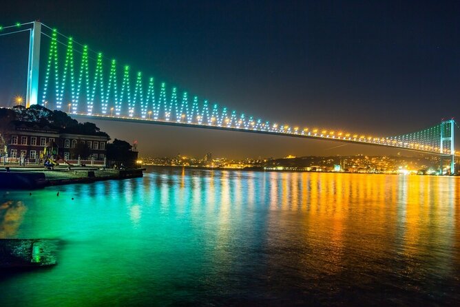 Bosphorus Night Cruise with Dinner, Show and Hotel Transfer - Crowds and seating: the real factor for your comfort and view