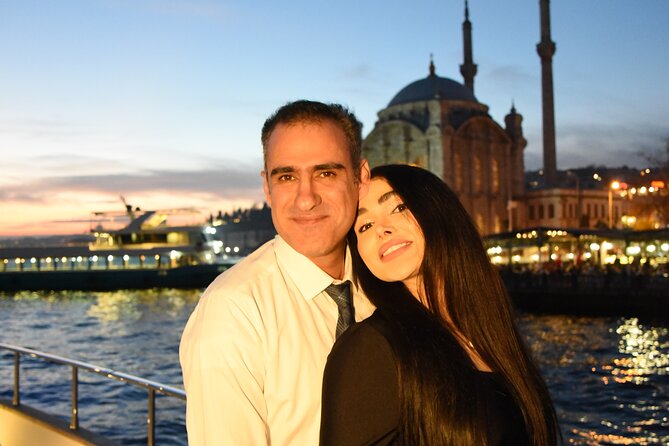 Bosphorus Night Cruise with Luxury Yacht - Fatih Sultan Mehmet Bridge and Anadolu Hisarı: Two Crossings, One Big Sky