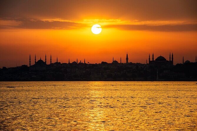 Bosphorus Private Sunset Cruise on a Yacht with Wine - Beylerbeyi Palace: the Bosphorus view that explains the word overlooking