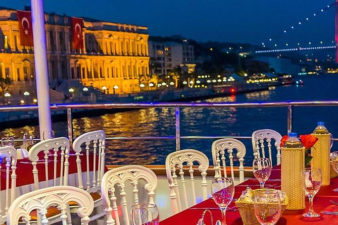 Bosphorus Sightseeing Cruise with Turkish Live Show and Dinner - Dinner and drinks: what you’ll actually eat on this cruise