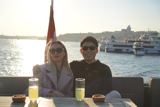 Bosphorus Sunset Cruise on Luxury Yacht with Transfers - Küçüksu Palace, Kuleli Military High School, and Beylerbeyi Palace Under the Bridge