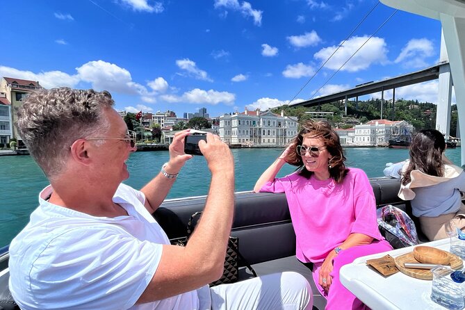 Bosphorus Yacht Cruise Experience: Visit the Asian Side - Getting on the water from Dolmabahçe: how the day starts