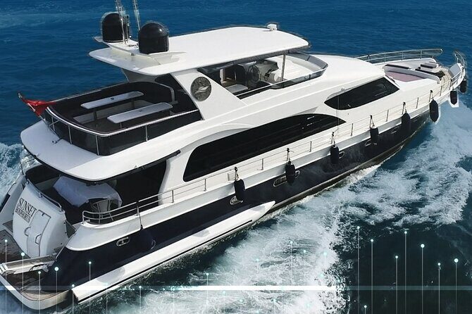 Bosphorus Yacht Cruise with Stopover on the Asian Side - (Morning or Afternoon) - A calm 2.5 hours on the Bosphorus