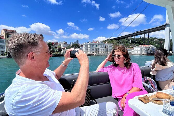 Bosphorus Yacht Cruise with Stopover on the Asian Side - (Morning or Afternoon) - Meeting point, pickup zones, and how not to stress