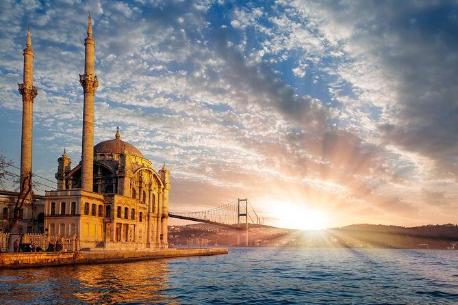 Dolmabahçe Palace with Bosphorus Cruise - The Bosphorus cruise: your payoff for the long day