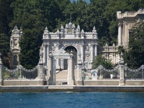 Dolmabahçe Palace with Bosphorus Tour by Boat - Bosphorus boat cruise: the views you came for