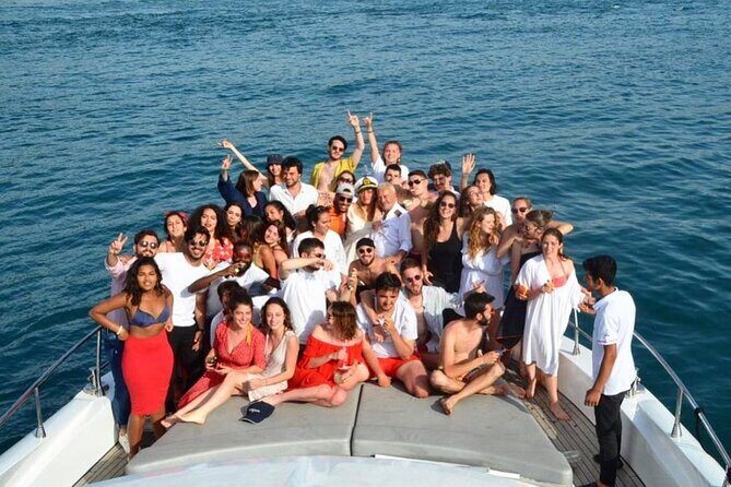 Exclusive Bosphorus Cruise - Luxury Yacht Experience in Istanbul - Rumelihisarı Fortress: the strait as a military roadmap
