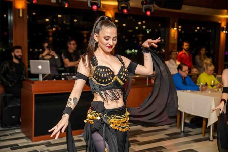 From Istanbul: Bosphorus Dinner Cruise Tavern & World Show - Key reasons this cruise works