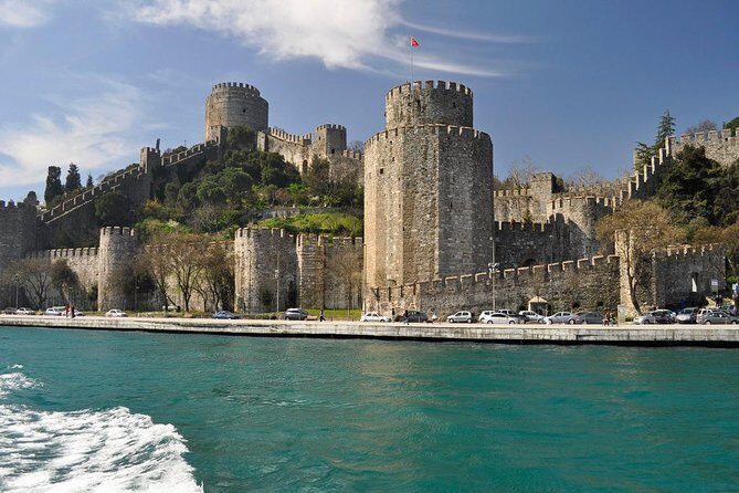Full Day Cruise Tour in Bosphorus and Two Continents - A full day that stitches Europe to Asia