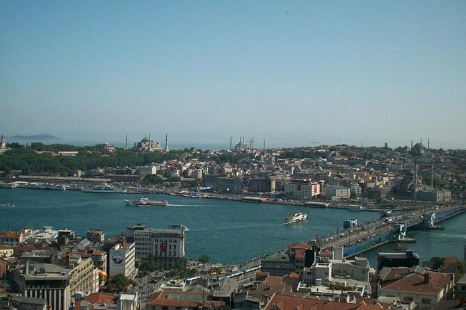 Golden Horn and Bosphorus Boat Tour in Istanbul - Golden Horn at Halic: the warm-up that changes the city