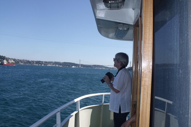 Half-Day Bosphorus Cruise to Black Sea from Istanbul with Lunch - Swimming breaks and what to pack for cooler water