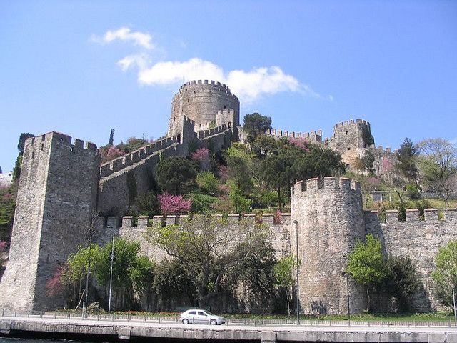 Istanbul: Afternoon Bosphorus Cruise and Spice Bazaar Tour - How the Bosphorus Cruise Changes the Sights