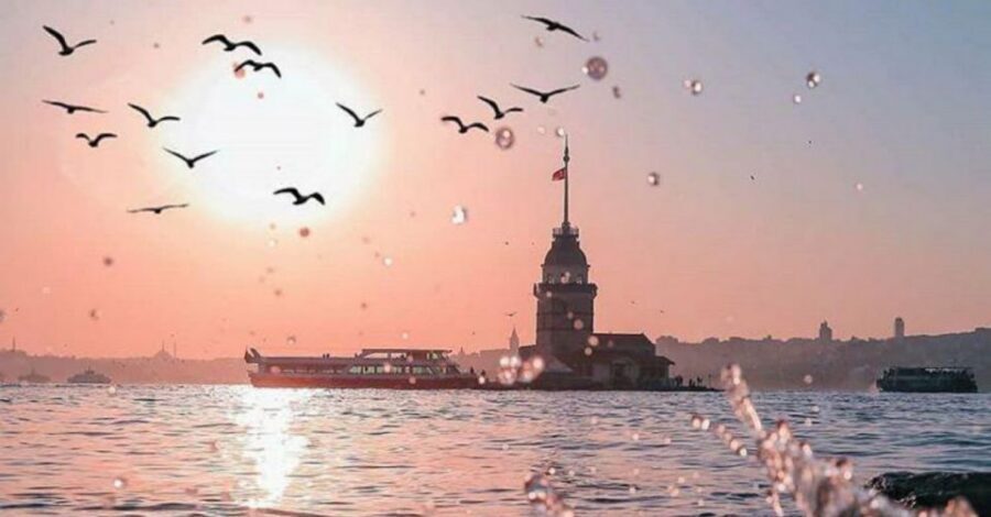 Istanbul: Bosphorus And Golden Horn Morning or Sunset Cruise - The route in plain English: from Golden Horn views to the strait