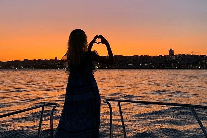 Istanbul Bosphorus Boat Tour and Golden Horn Cruise Day or Sunset - Who This Tour Suits (and Who Might Want Something Else)