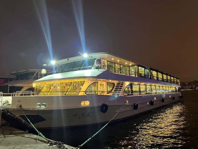 Istanbul: Bosphorus Cruise Dinner, Show & Alcoholic Drinks - Quick hits