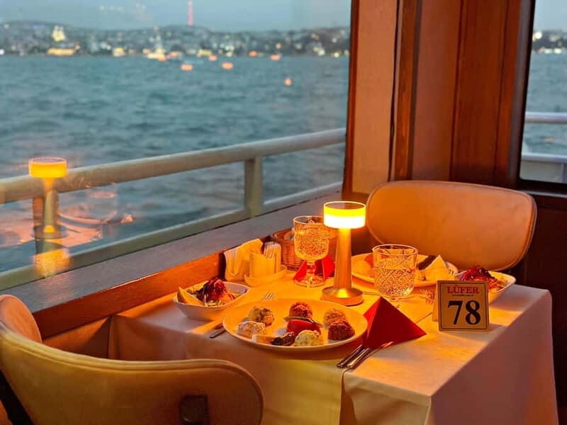 Istanbul: Bosphorus Dinner Cruise & Show with Private Table - Audio guide + onboard Wi-Fi: turning sights into stories