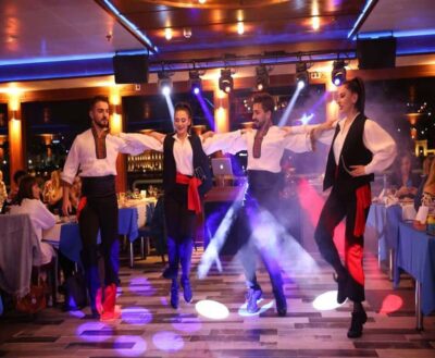 Istanbul Bosphorus Dinner Cruise Tour - Private Table - The 20:30 departure and 3-hour flow: pickup, dinner, shows, back to your hotel