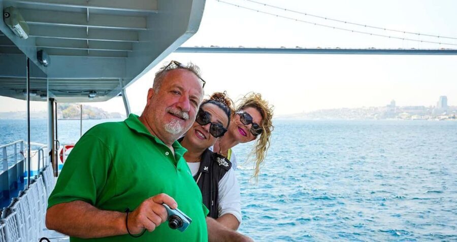 Istanbul: Bosphorus & Golden Horn Cruise Daytime or Sunset - Ortaköy and the Palaces: Where You’ll Get Your Best “Wait, That’s Real” Moments