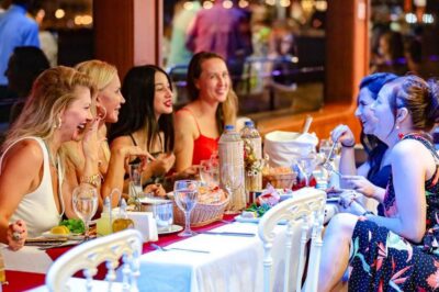 Istanbul: Bosphorus Night Dinner Cruise with Private Table - Your Route Between Europe and Asia: Dolmabahçe to Maiden’s Tower