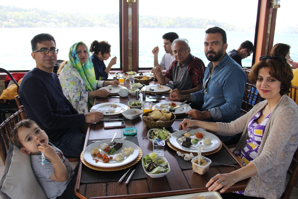 Istanbul: Bosphorus Strait and Black Sea Lunch Cruise - Deck time and photo strategy: when to be outside vs seated