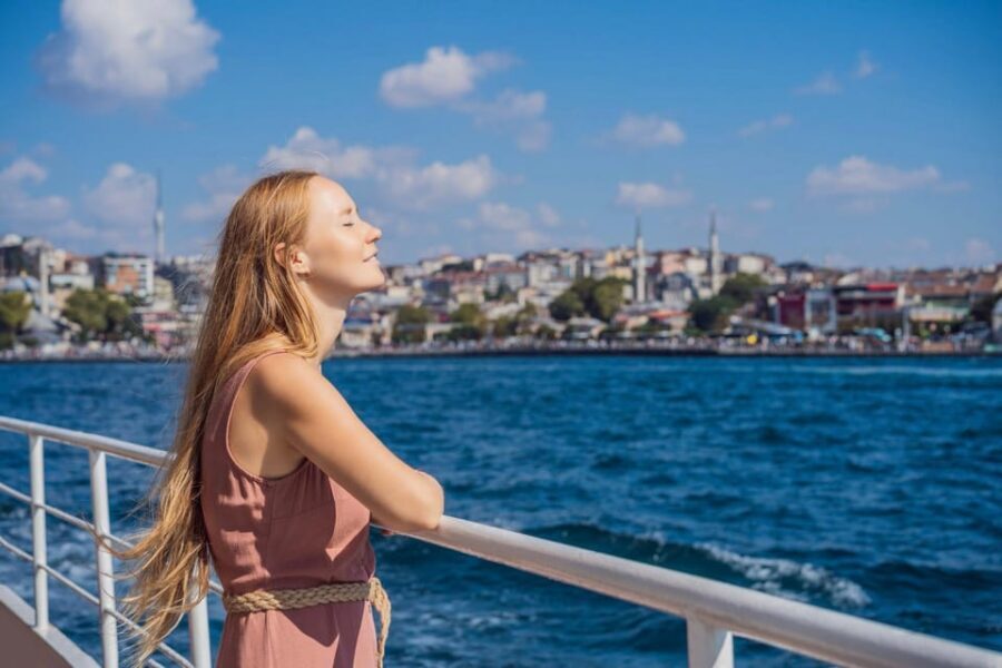 Istanbul: Bosphorus Strait Sightseeing Cruise & Audio Guide - Where the cruise starts: Kabataş and Dentur Avrasya