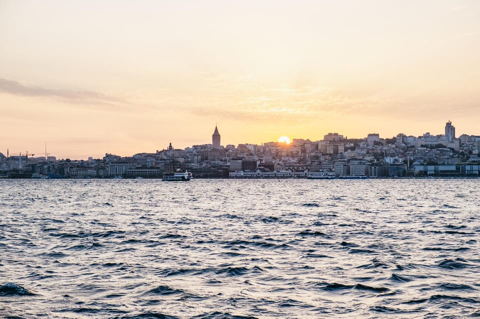 Istanbul: Bosphorus Sunset Cruise on a Luxury Yacht - Europe Side Highlights: Dolmabahçe to Bebek in Evening Light