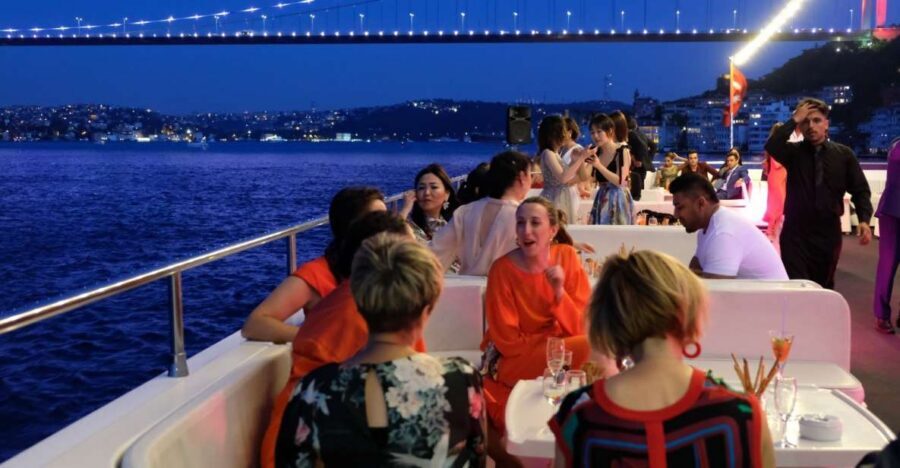 Istanbul: Bosphorus Sunset Cruise with Dinner - Galataport and Karaköy: getting your bearings fast