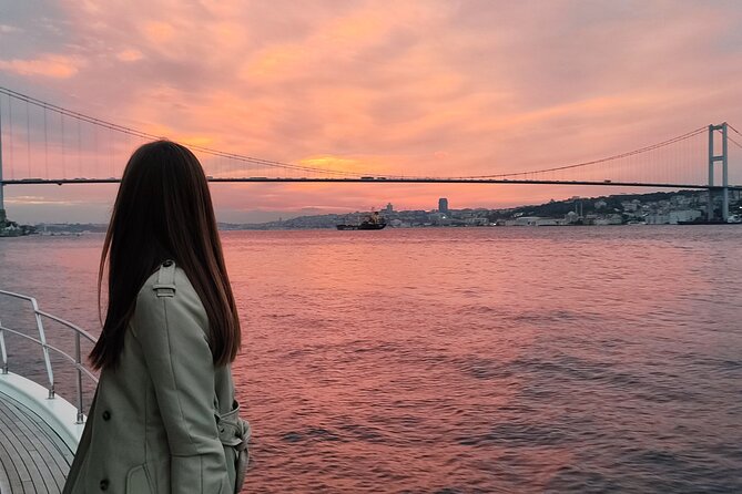 Istanbul Bosphorus Sunset Cruise with Wine on a Luxury Yacht - Haliç (Golden Horn) views: where the city turns into an inlet story
