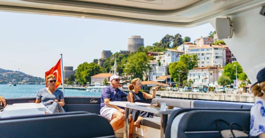 Istanbul: Bosphorus Yacht Cruise with Stopover on Asian Side - Setting off from Dolmabahçe: the Bosphorus view starts right away