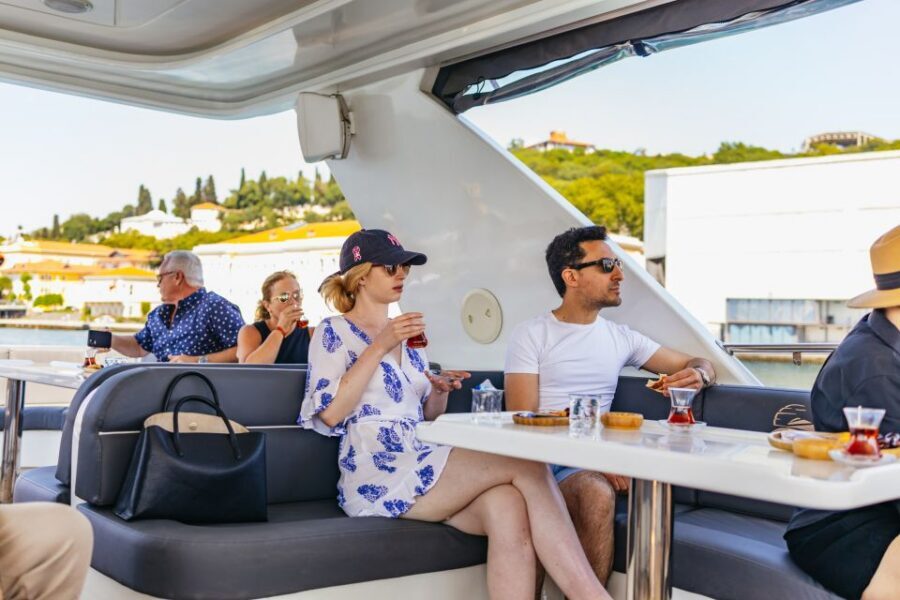 Istanbul: Bosphorus Yacht Cruise with Stopover on Asian Side - Crossing to the Asian side the best way: Kanlıca yogurt time