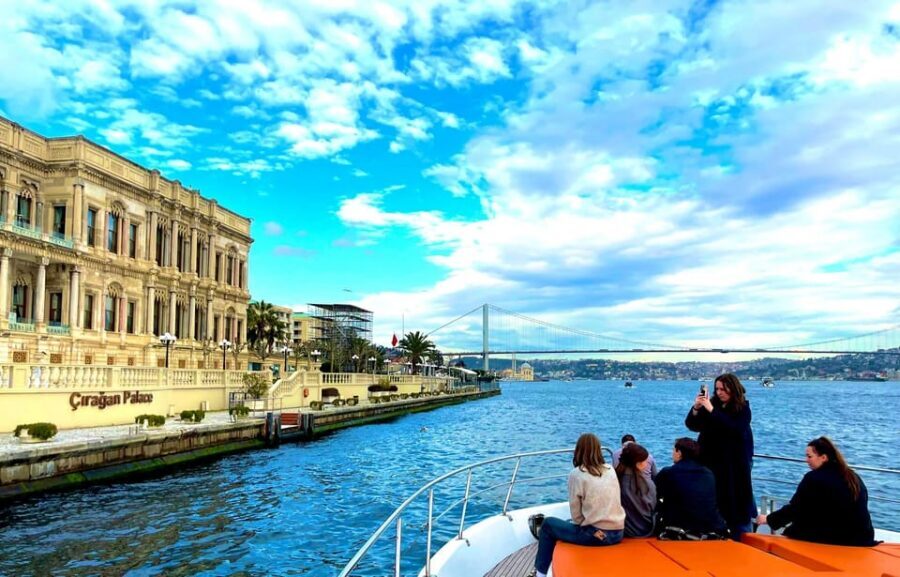 Istanbul: Daytime Bosphorus Yacht Cruise with Fruit & Snacks - Photography Tips for Galata, Bridges, and the Maiden’s Tower