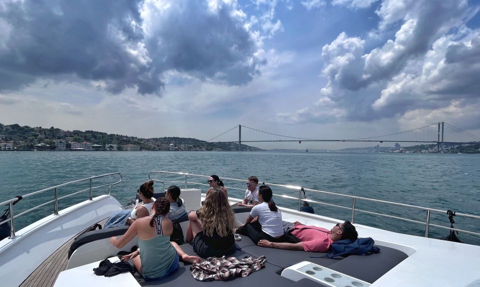 Istanbul: Dolmabahce Palace Tour and Bosphorus Yacht Cruise - Who should book this tour (and who might want a different one)