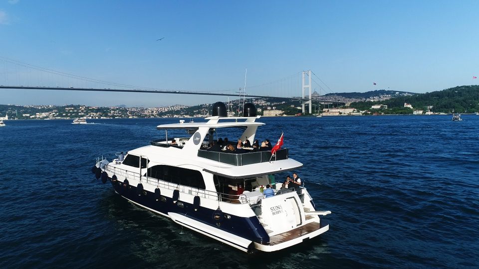 Istanbul: Dolmabahce Palace Tour and Bosphorus Yacht Cruise - Kanlıca yogurt break: a short stop with a local taste