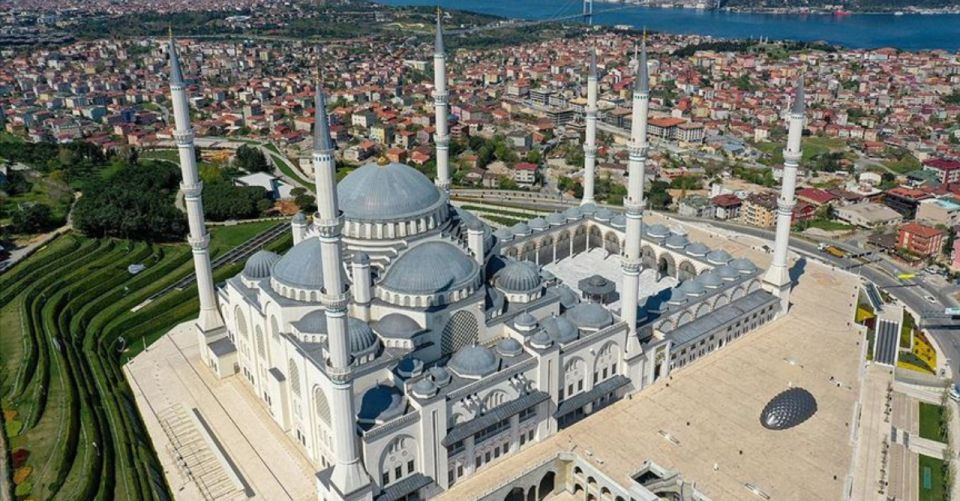 Istanbul: Europe and Asia Tour By Bus And Bosphorus Cruise - Timing and logistics: the packed-day reality (especially for cruise ships)