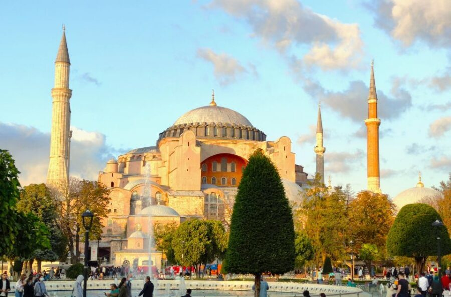 Istanbul: Guided Old City Tour and Bosphorus Sunset Cruise - Starting at the Museum of Turkish and Islamic Arts (and why that matters)
