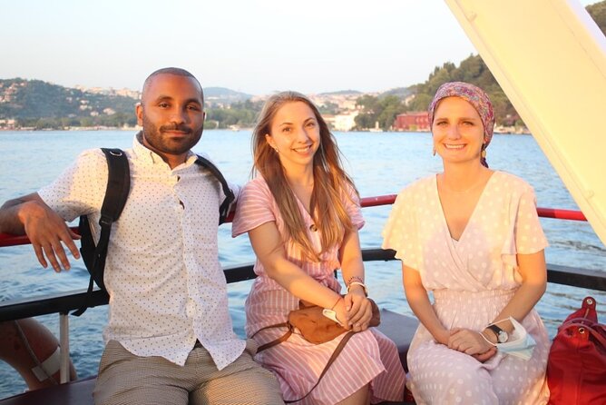 Istanbul Old City And Sunset Bosphorus Cruise Tour - Topkapi Palace from outside: quick Ottoman sultan storytelling without the ticket