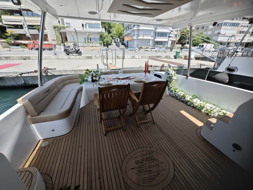 Istanbul: Private Bosphorus Yacht with Tour Guide and Snacks - Price Reality Check: $329 Per Group and What That Buys You
