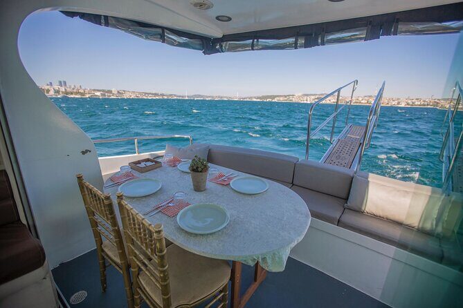 Istanbul Private Luxury Yacht on Bosphorus 14 mt 46feet - The Bosphorus Route: What You See When You Just Glide Past
