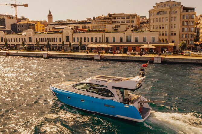 Istanbul Private Luxury Yacht on Bosphorus 14 mt 46feet - Timing and Weather: Why Your Day on the Water Depends on the Forecast