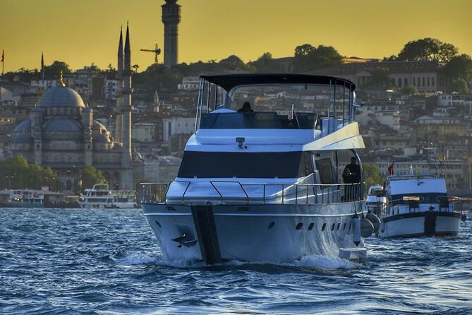 Istanbul Private Luxury Yacht on Bosphorus 25 Meter 82 Feet - A 25-Meter Private Yacht: What You’re Really Paying For