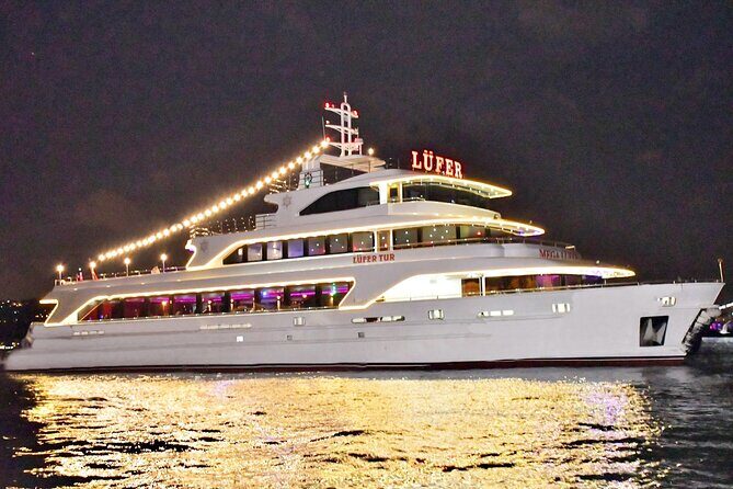 Istanbul Private Yacht Tour on the Bosphorus – 2-Hour Charter - Dinner onboard: why it changes the feel of a cruise